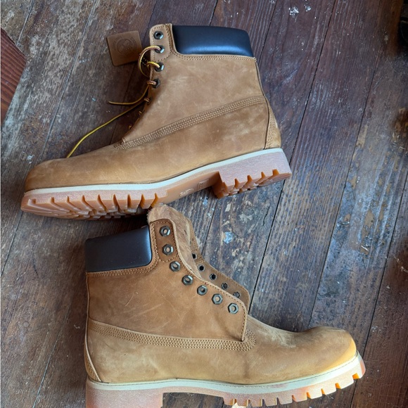 Timberland Men's Brown Leather Boots - Picture 2 of 9